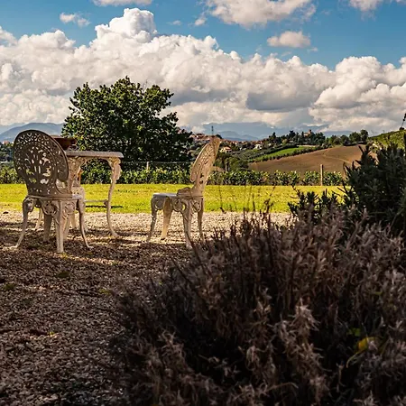 La Monteduccia Panzió Ostra Vetere