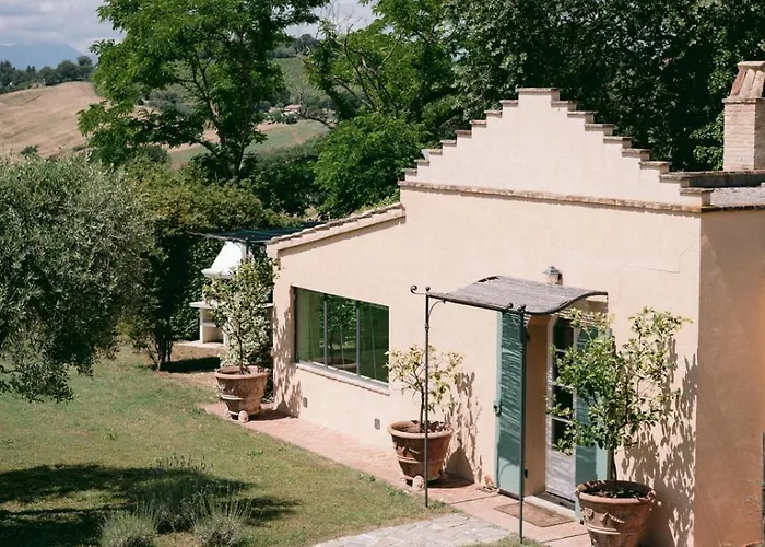 La Monteduccia * Ostra Vetere